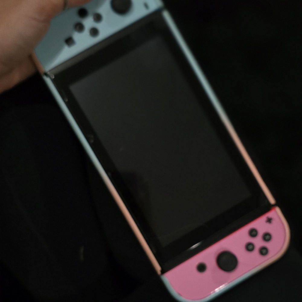 Nintendo switch - Picture 6 of 6